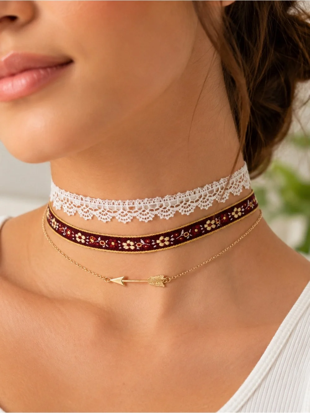 Choker Set 6-Piece Mixed in White, Red, Gold, Brown & Green
